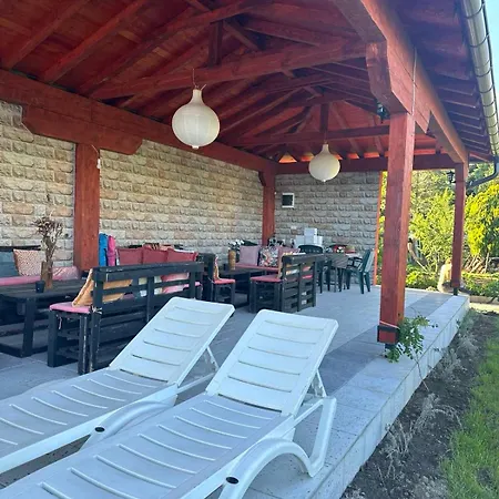 Desanka And Guest house *